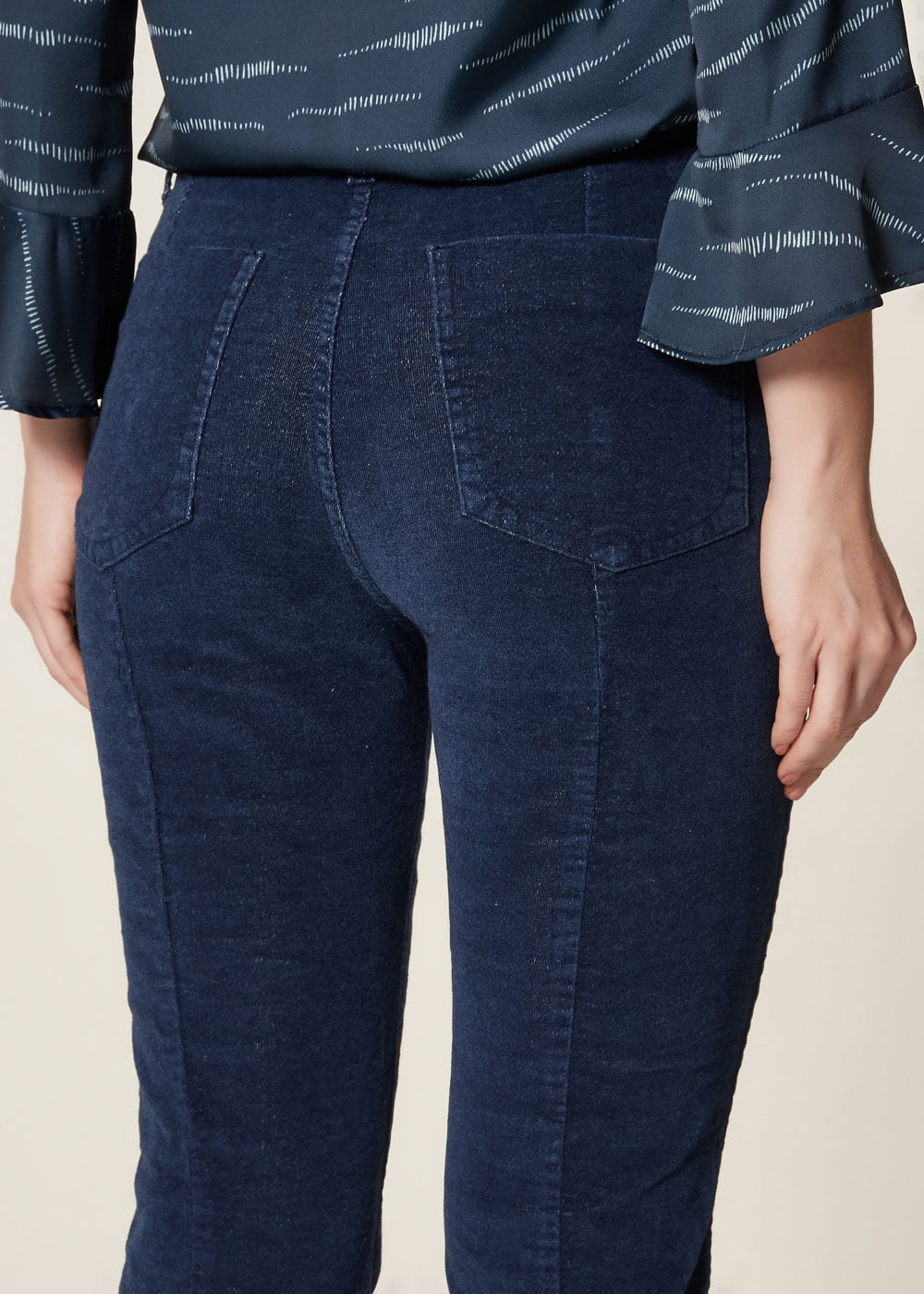 calça jeans veludo